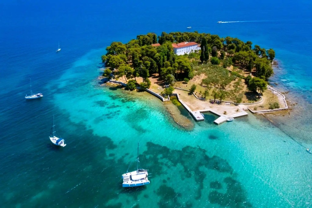 Private boat tours from Zadar - Galevac Island